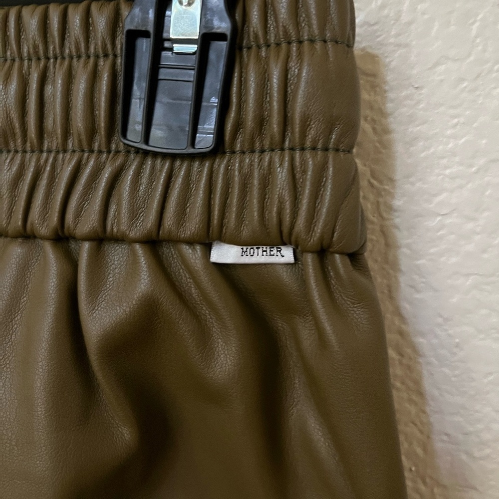 NWT MOTHER | Fall Winter Fir Green Rambler Lounger Ankle Faux Leather | Size XS - Picture 12 of 16